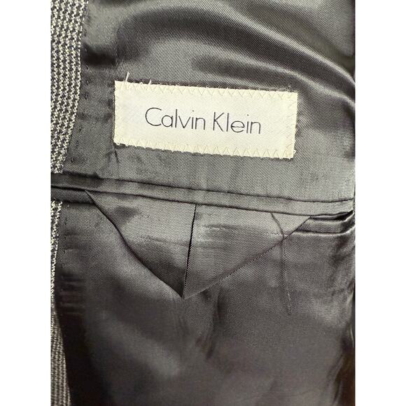 Calvin Klein Mens 48L Silk & Wool Blazer Checked Plaid 2 Button Jacket Gray EUC! - Picture 8 of 8